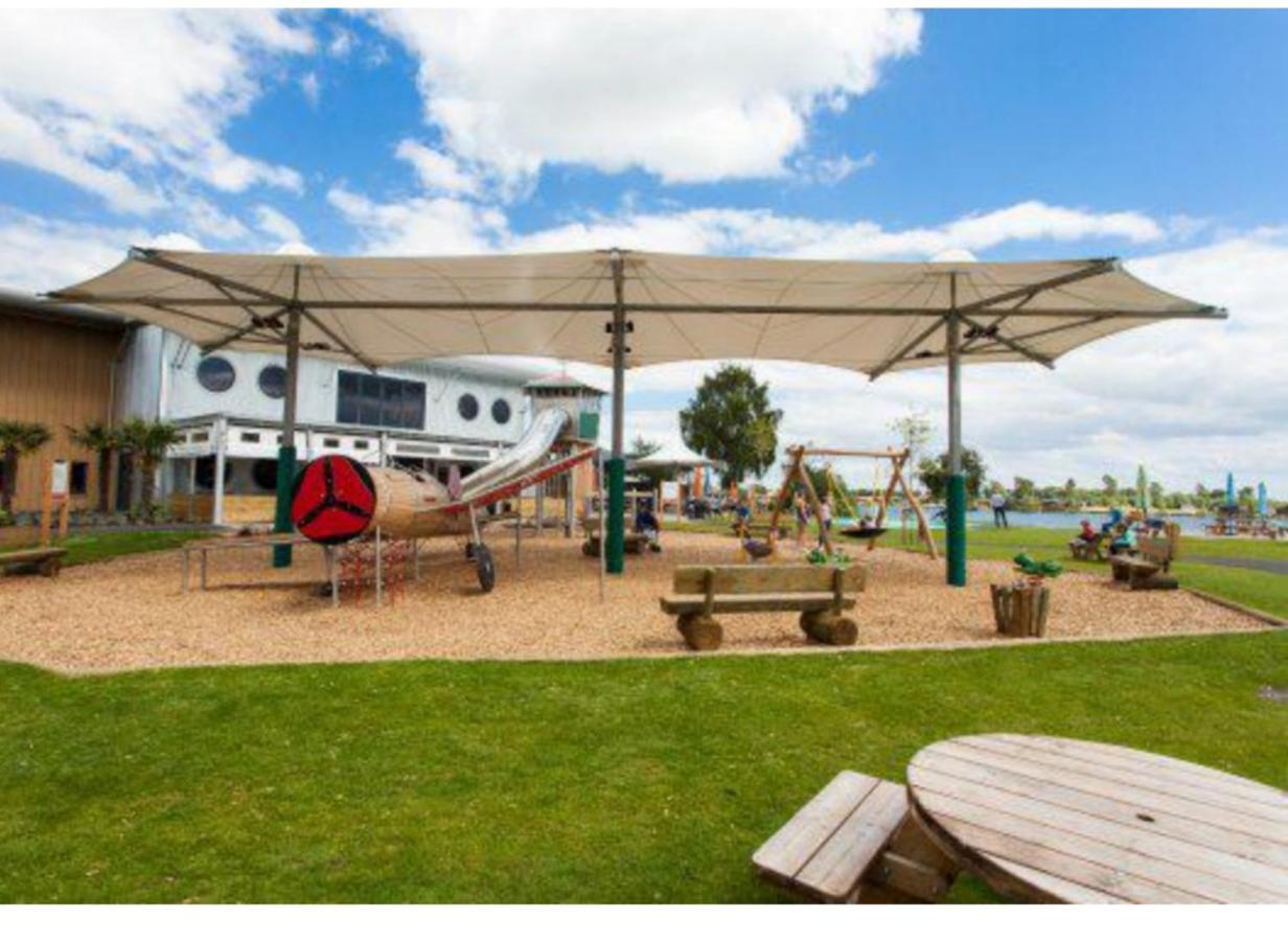 Tattershall Luxury Hot Tub Caravan Exterior foto